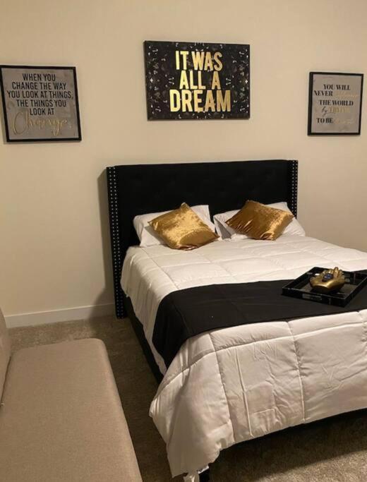 Apartamento Luxurious 3 Story Townhome Charlotte